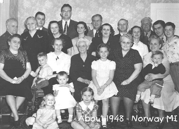 Christmas at Grandma's, 1948